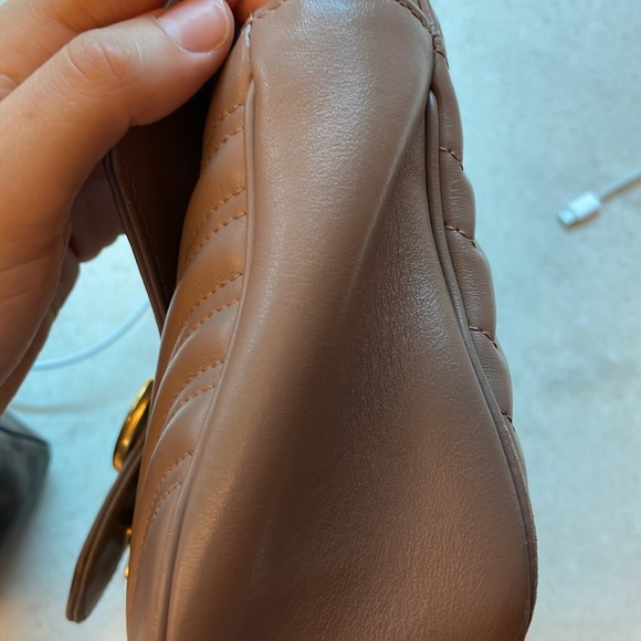 GG Marmont small matelassé shoulder bag - Picture 8 of 15